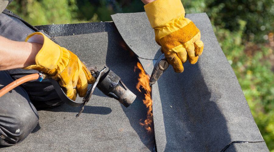 Expert Emergency Roof Repairs services in Gifford, PA